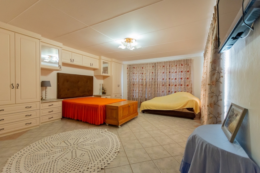 4 Bedroom Property for Sale in Port Owen Western Cape